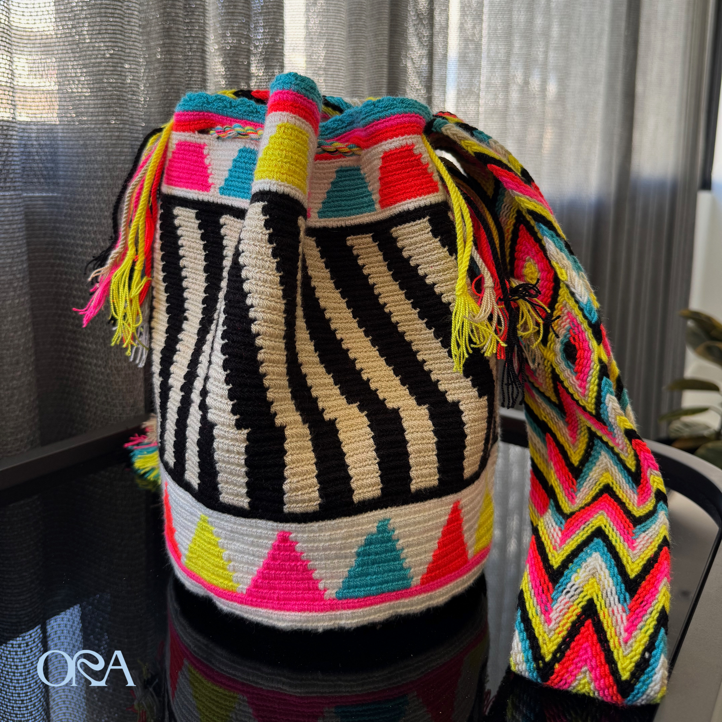 Wayuu Bag Black Neon Pattern - ORA