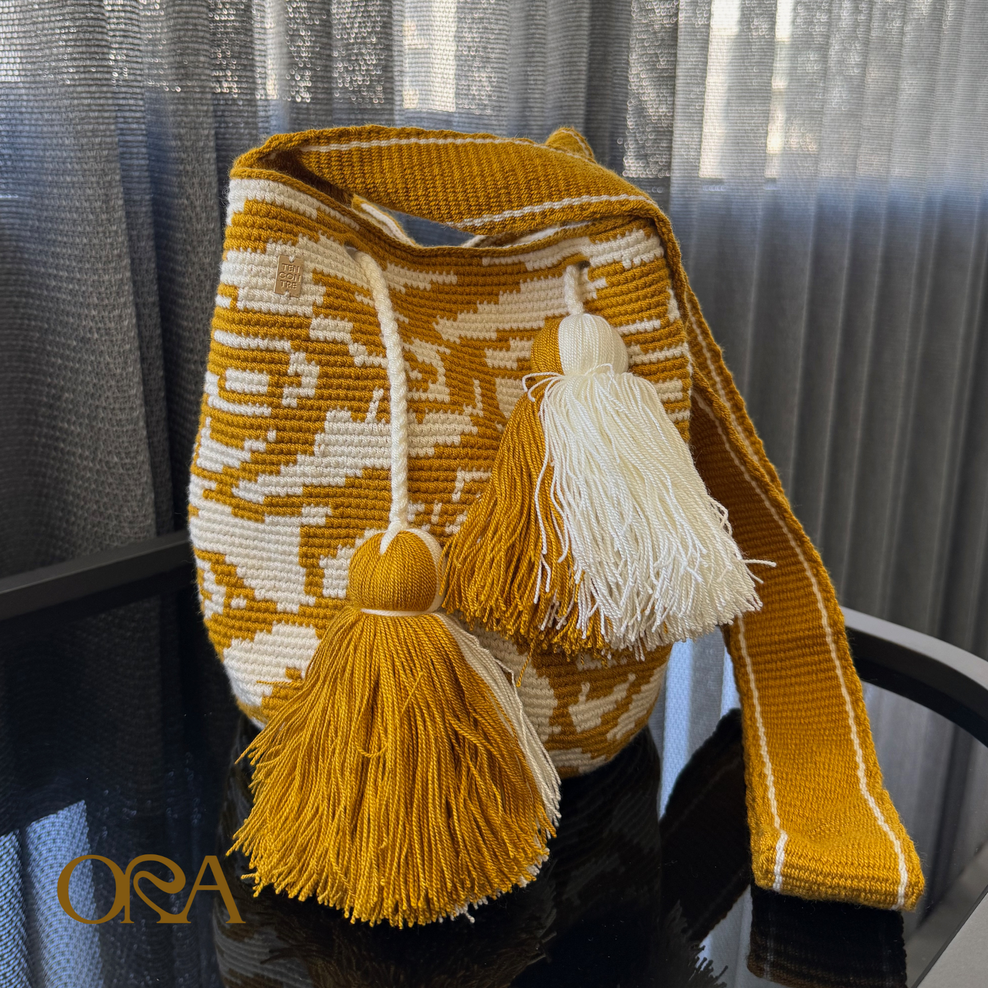 Medium Wayuu Bag in Flowers - ORA